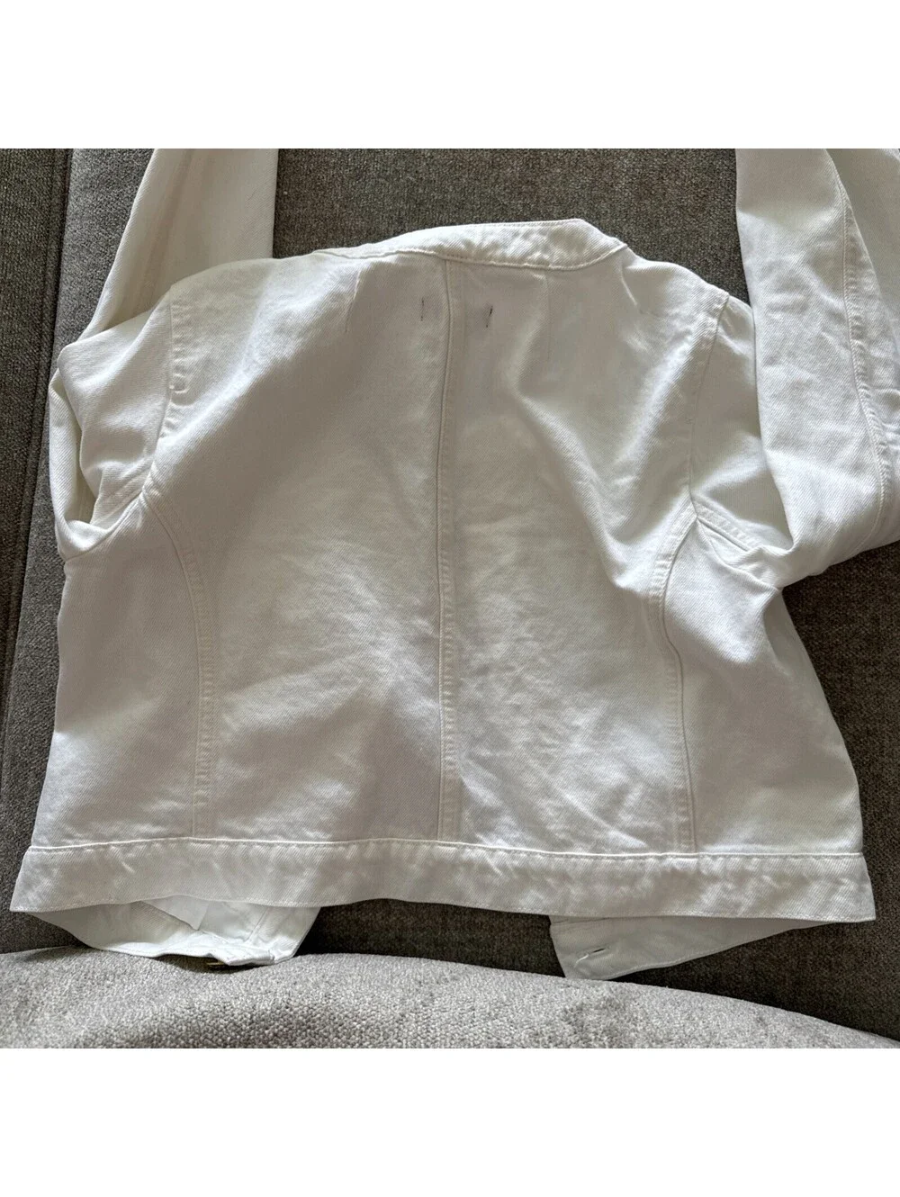J.Crew Re-Imagined Size 4 White Cropped Denim Jacket Gold Crest Buttons